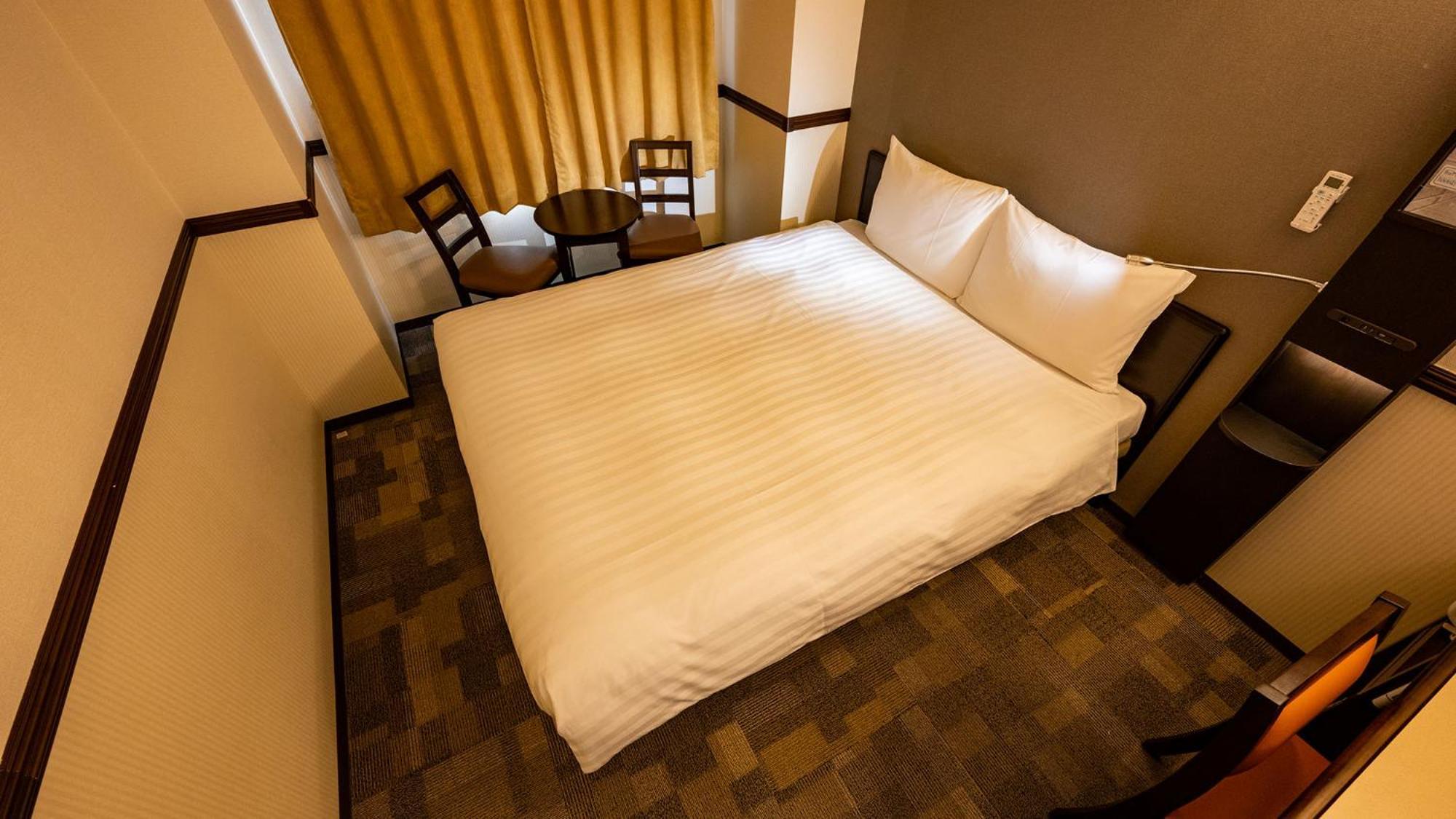 Toyoko Inn Toyama-Eki Shinkansen-Guchi No.2 Rum bild