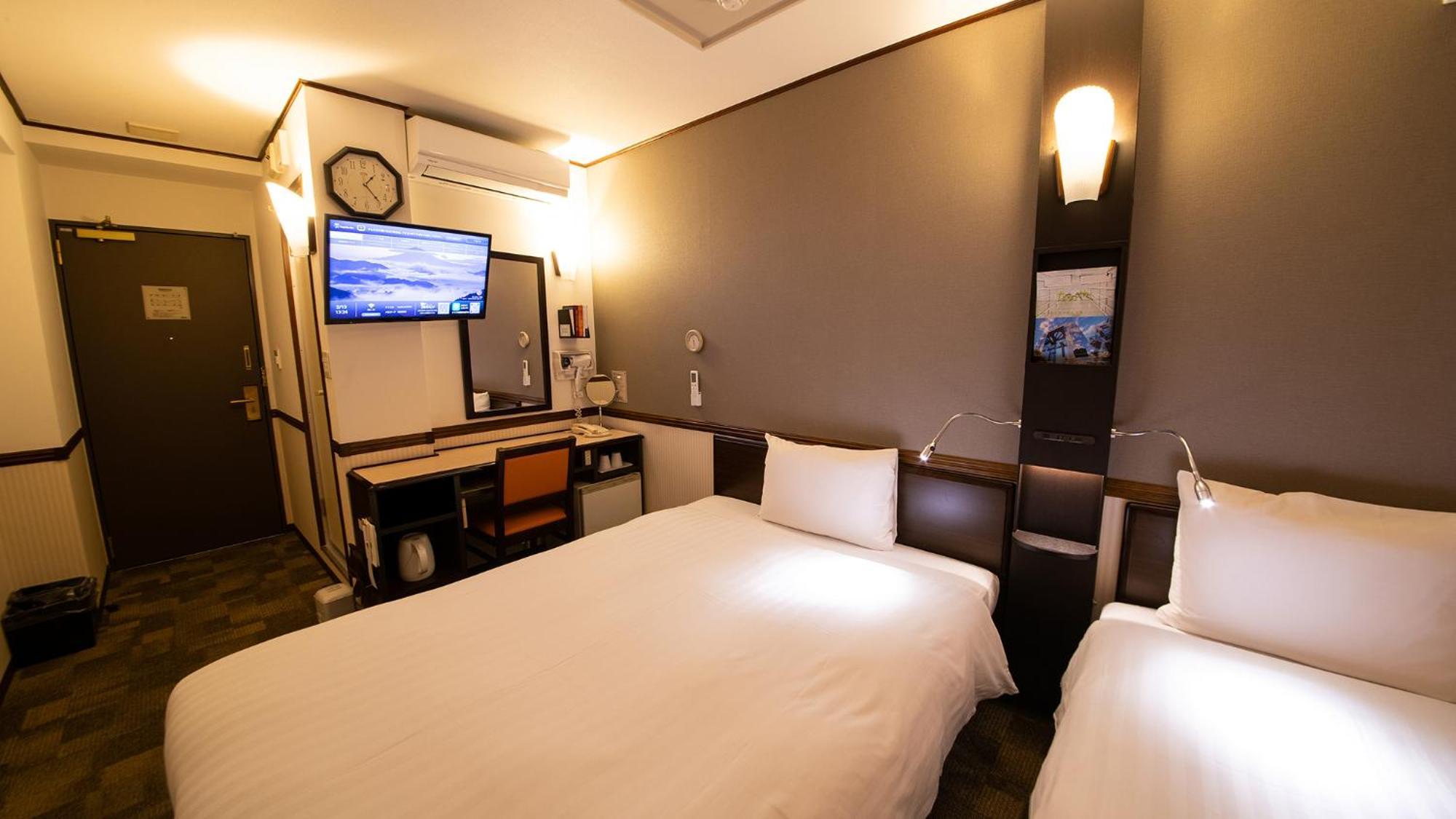 Toyoko Inn Toyama-Eki Shinkansen-Guchi No.2 Rum bild